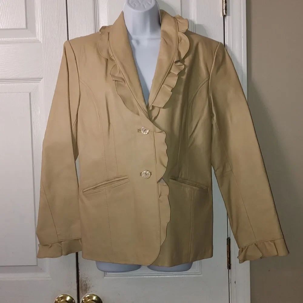 Terry Lewis Classic Luxuries tanish gold leather jacket  Sz  M  NWOT
